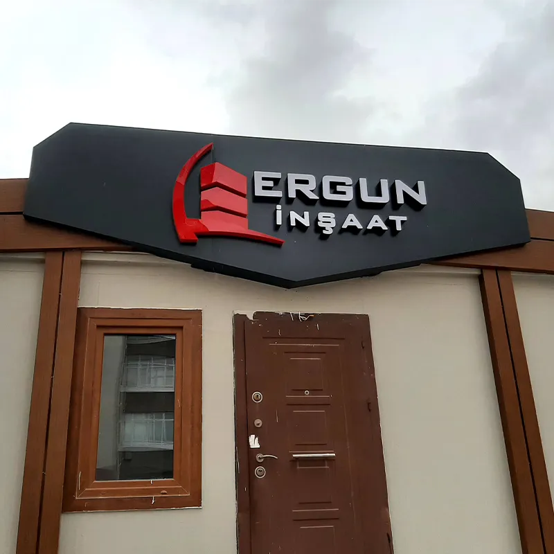 Kutu harf tabela montaj ayakları ve elektrik tesisat yapısı.